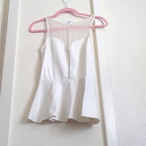 Size: Large ruffle sleeveless top